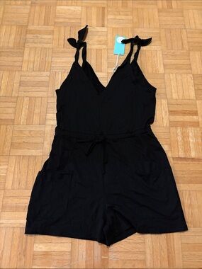 Koy resort Black Tie-Strap Romper